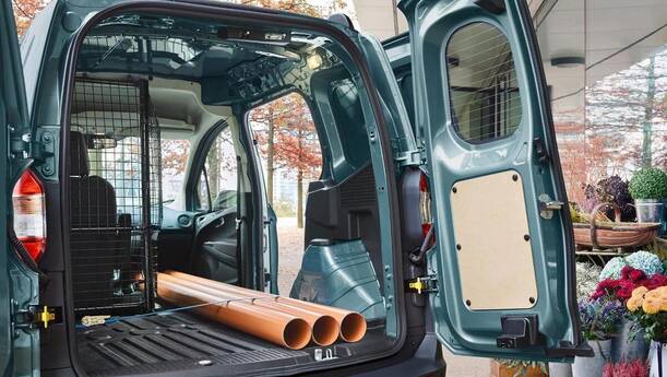 TRANSIT COURIER 
